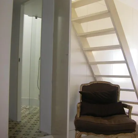 Modern Duplex Apartamento